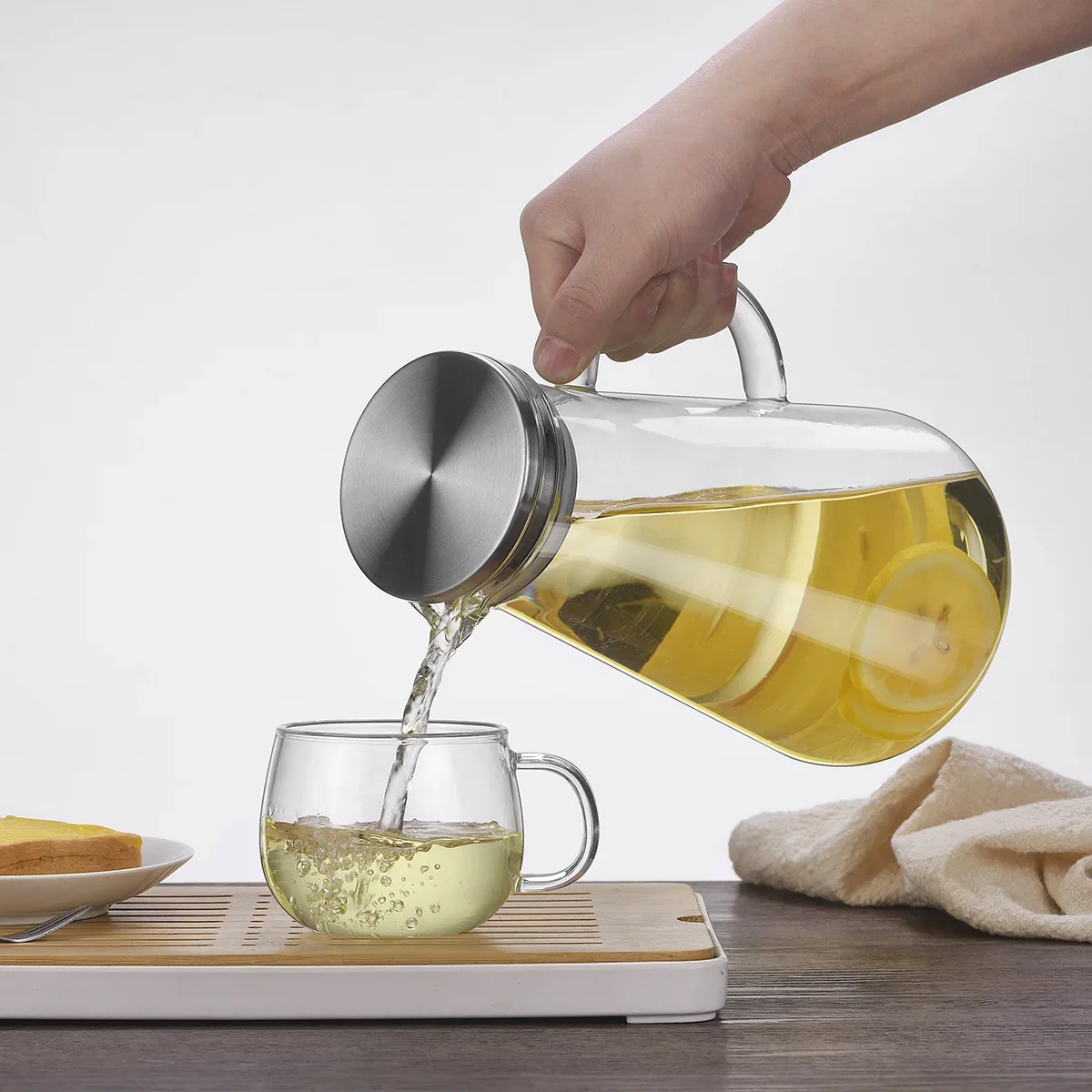 2.2L Glasses Cold Water Bottle - Coffee Tea Decanter 评论和价格